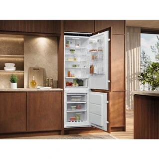 Réfrigérateur congélateur en bas Electrolux LNG7TE18S4 Encastrable 178 cm