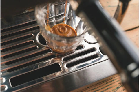 Machine à café à grain Sage The Barista Touch SES880BTR4EEU1 1680 W Truffe Noire