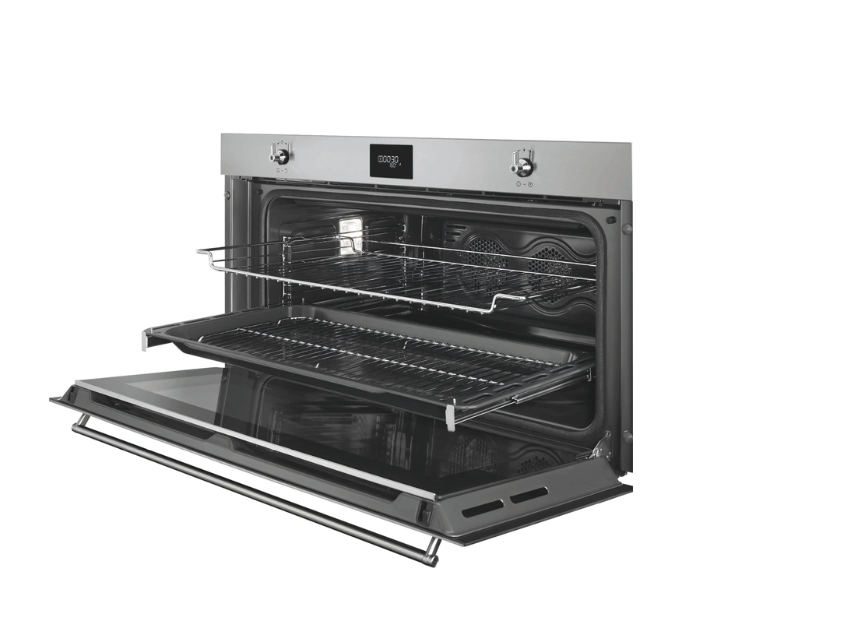 Four encastrable Smeg SFPR9301TX