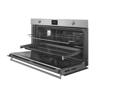 Four encastrable Smeg SFPR9301TX