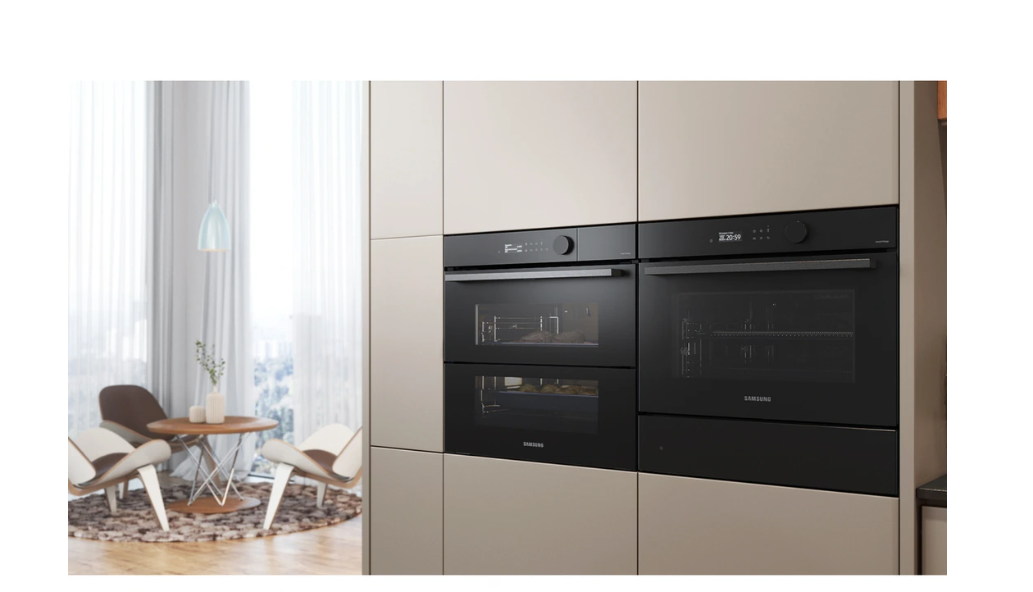 Four encastrable Samsung NV7B5675WAK